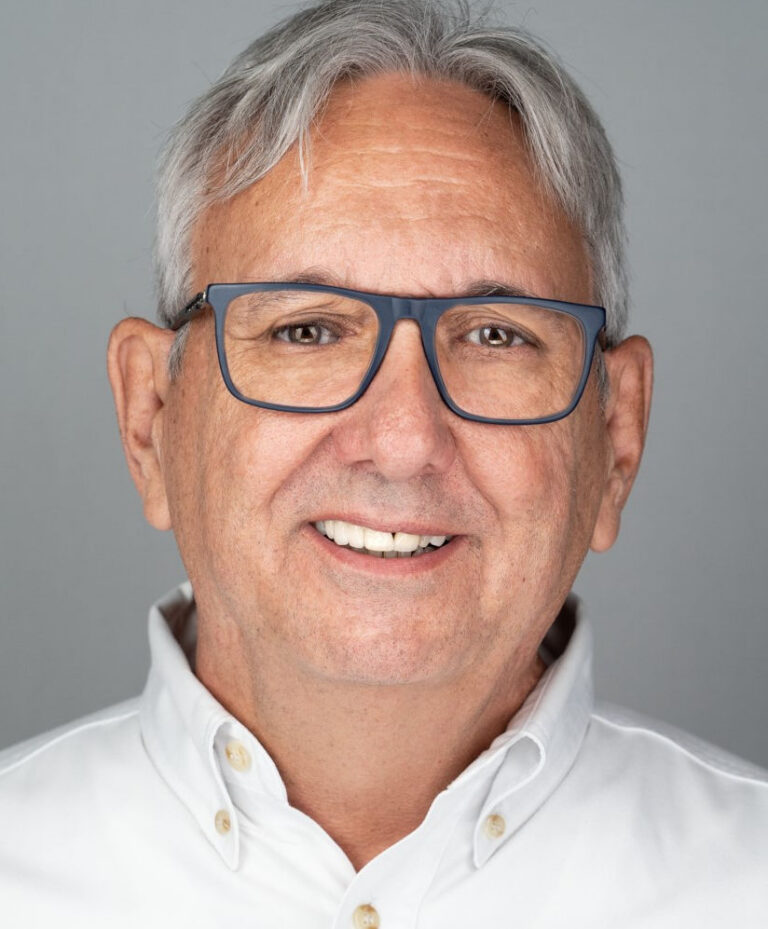 DK 2021 headshot 768x929
